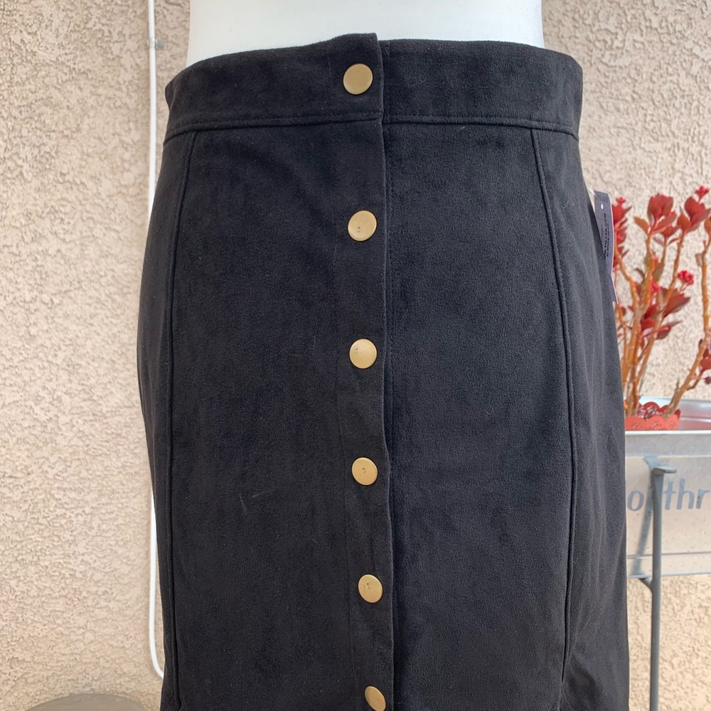 Black Button Up Ivy+Main Skirt